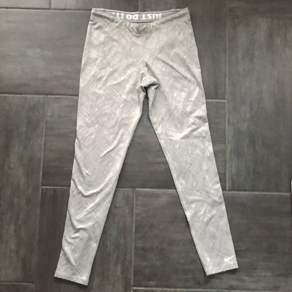 NikePro Combat Dri-Fit Medium Fitted Leggings
